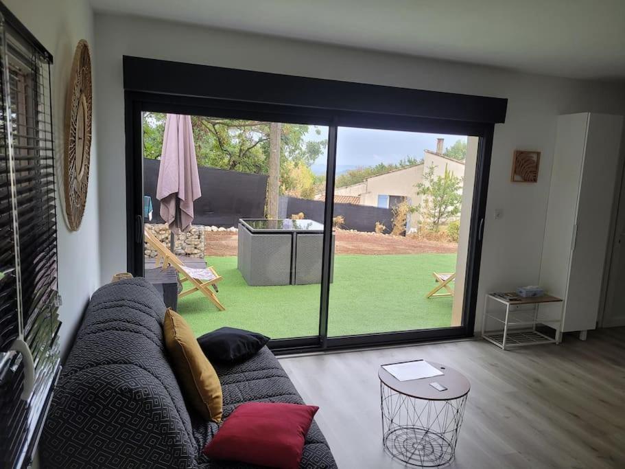Appartement Tout Equipe En Rez-De-Jardin Entre Gard Et Ardeche Saint-Julien-de-Peyrolas ภายนอก รูปภาพ