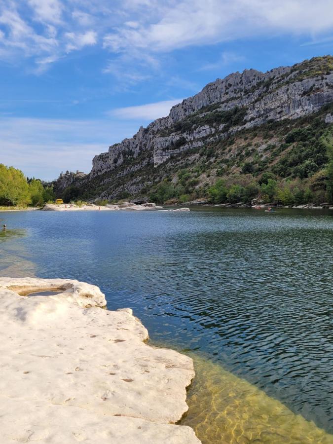 Appartement Tout Equipe En Rez-De-Jardin Entre Gard Et Ardeche Saint-Julien-de-Peyrolas ภายนอก รูปภาพ